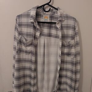 C&C California Women's Gray Plaid Long Sleeve Button Up Size Small